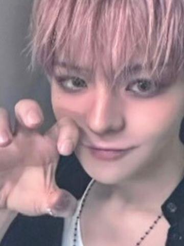 26台历k4线下签售 事