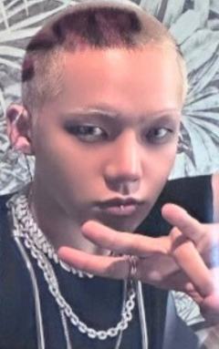 26台历k4线下签售 脆