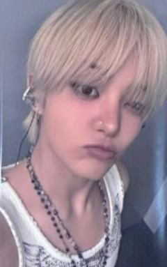 26台历k4线下签售 煮