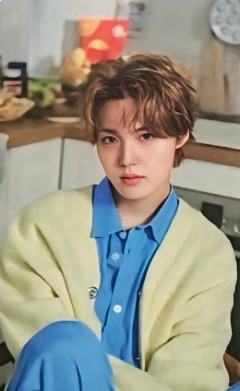 26台历长袖T恤卡 荣