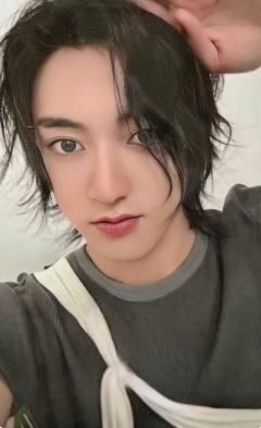 26台历周边满额卡 头