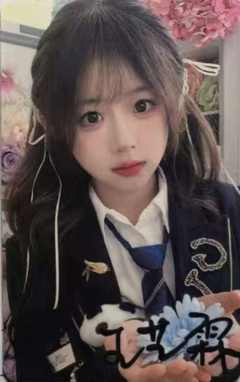 王艺霖 手牵手主题数签