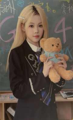 王依 手牵手主题小卡ver.C