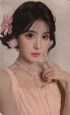 秦露丹 26台历小卡ver.C