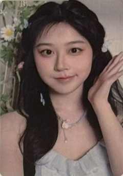 李嘉琪 26台历小卡ver.B