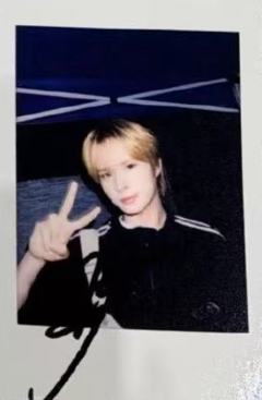 yzy北京签售入场卡1.0 6