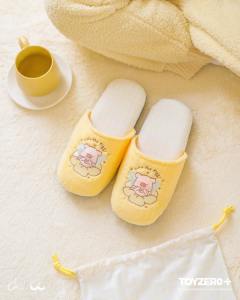  室内拖鞋（连袋）