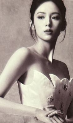 The Laterals杂志小卡 ver.A