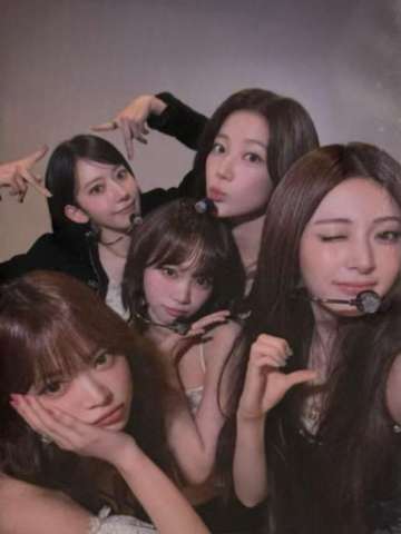 首尔安可场周卫衣卡 团