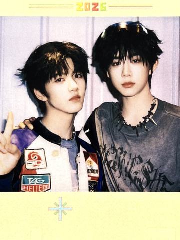 26台历家族款 函瑞奕恒双人宽拍