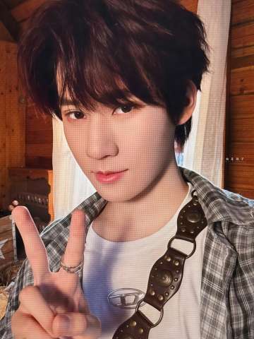 26台历单人款小卡5 ver.B