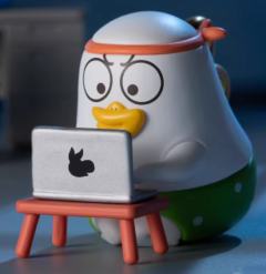 墙头的草-资料图