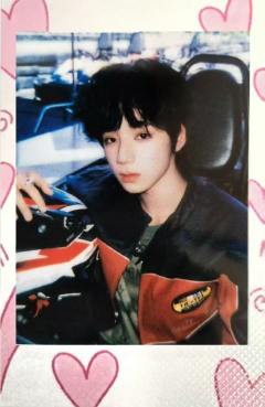 26台历单人款隐藏拍立得 橹杰