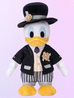 唐老鸭礼服公仔