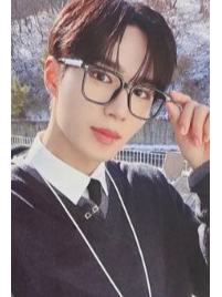 oy线上幸运卡8 眼镜ver.