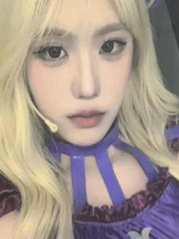 何林燕 甜秘奇遇万圣节纪念小卡ver.B