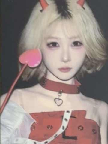 宋筱璐 甜秘奇遇万圣节纪念小卡ver.B