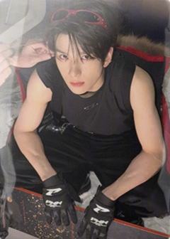 非正式跨年派对实体卡 余承恩