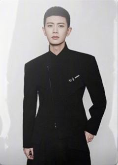 非正式跨年派对实体卡 任嘉伦