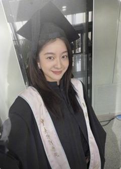 非正式跨年派对实体卡 张雪迎