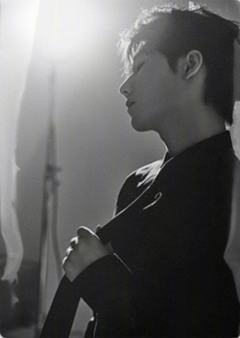 非正式跨年派对实体卡 蒋敦豪