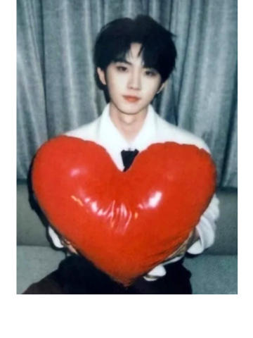 团团卡包隐藏拍立得1