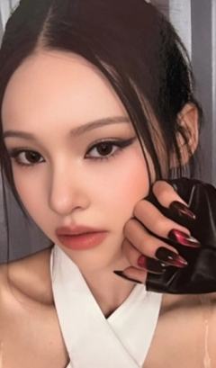 un-fazed版专卡 诗洁