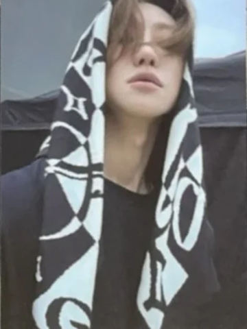 25生日头巾卡 8 stars ver.B