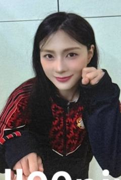 26台历sw线下签售 荣