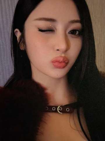 首尔安可场限卡 允 ver.B