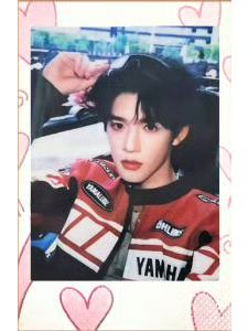 26台历单人款隐藏拍立得 俊臣