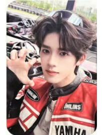 26台历单人款小卡 俊臣ver.B