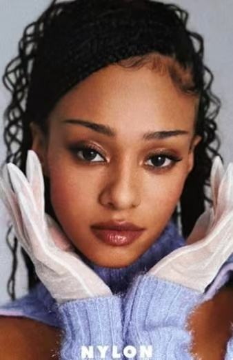 NYLON日本杂志卡 农