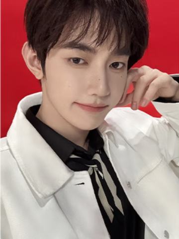 韩束代言卡 ver.B