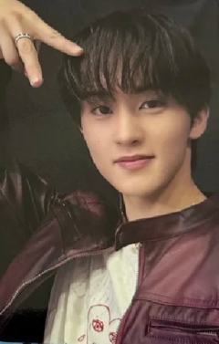 yzy北京签售 ver.B