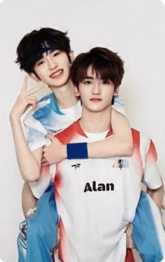 2025夏日运动会双人卡 佳鑫奇函