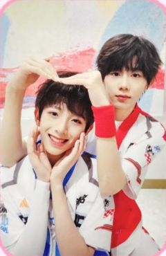 2025夏日运动会双人卡 奕恒浚铭