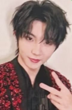 冠军纪念写真单人款小卡1 ver.B