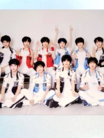 2025夏日运动会家族合照宝丽来 ver.B