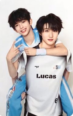 2025夏日运动会双人卡 黄朔浚铭