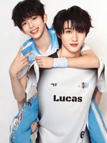 2025夏日运动会双人卡 黄朔浚铭