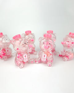 草莓摇摇-资料图