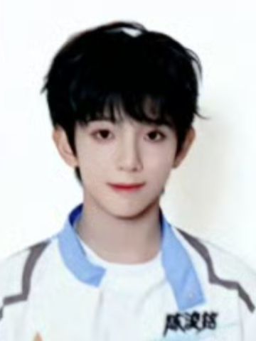 2025夏日运动会证件照 浚铭