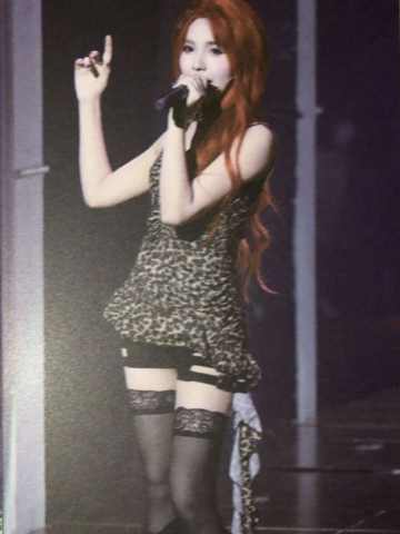 阿丽米热 2025全团冲刺巡演小卡 ver.C