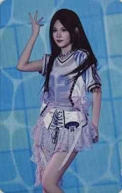 鲍雨欣 2025全团冲刺巡演小卡 ver.C