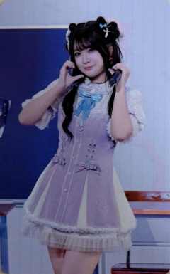 包楹 2025全团冲刺巡演小卡 ver.C