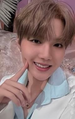 日巡场限 荣 ver.C