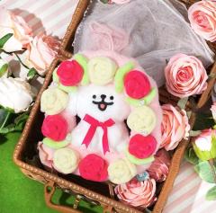 玫瑰花环公仔-资料图