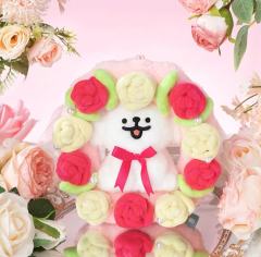 玫瑰花环公仔-资料图