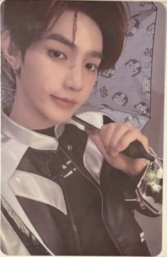 首尔场周雨伞卡1